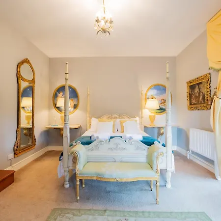 Villa Loughcrew House *