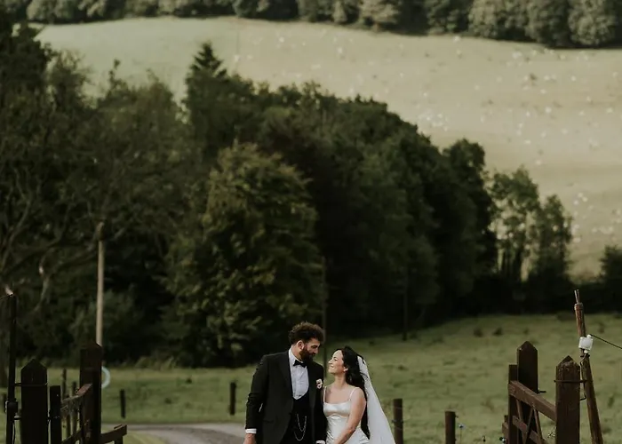Loughcrew House Villa *
